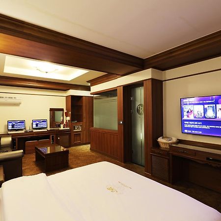 Bucheon Sr Hotel Esterno foto
