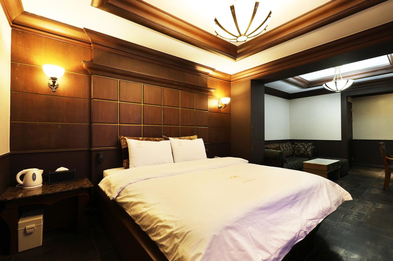 Bucheon Sr Hotel Esterno foto