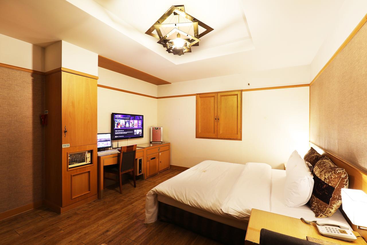 Bucheon Sr Hotel Esterno foto